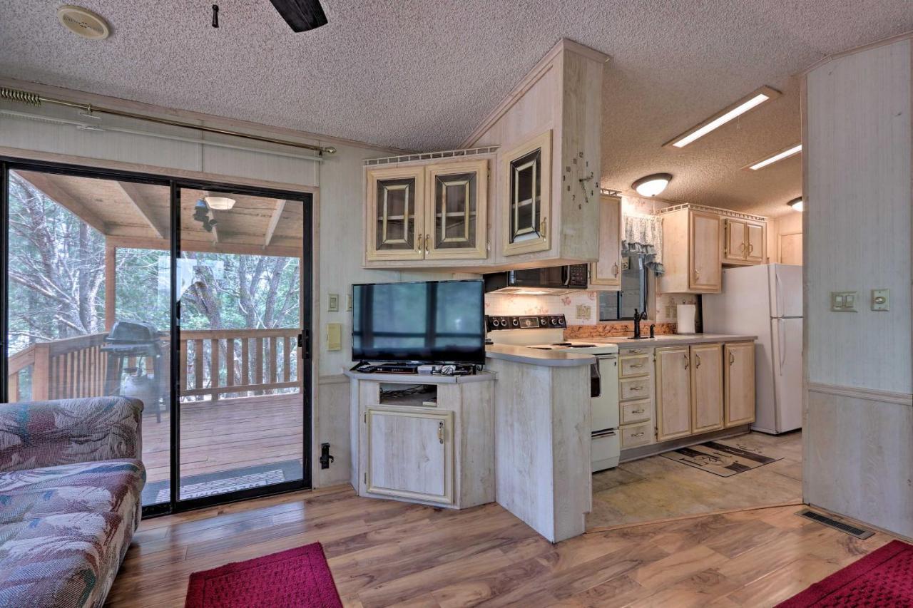 Show Low Home With Deck And Grill - 13 Mi To Hon-Dah! Eksteriør billede